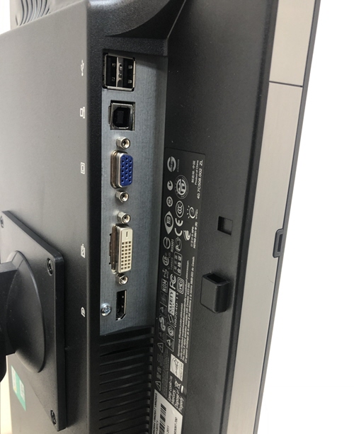 HP ZR22w Connector